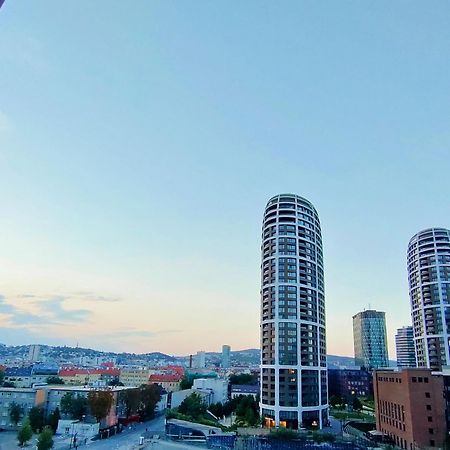 Sag Panorama City Free Parking Bratislava Luaran gambar
